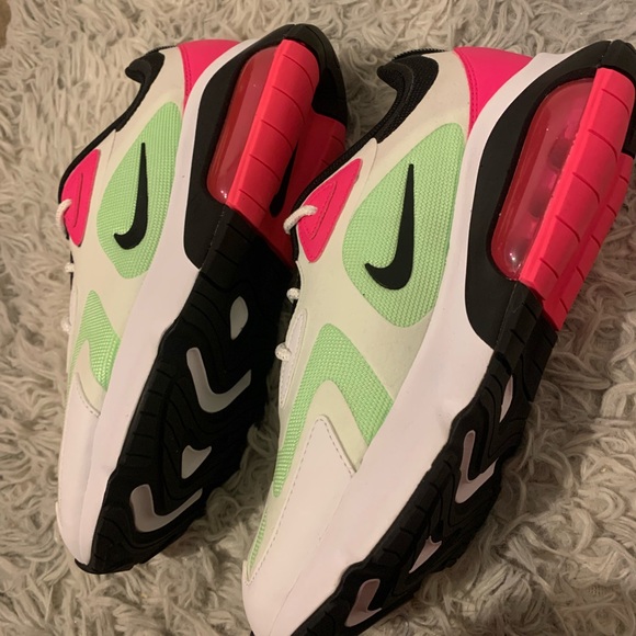 Brand new never worn Nike Air Max 200 sneakers in white green and pink - Picture 10 of 10